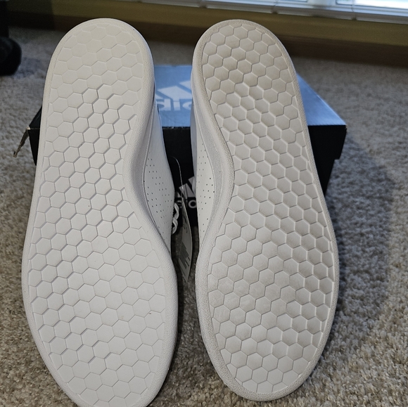 Adidas Advantage - Picture 5 of 5